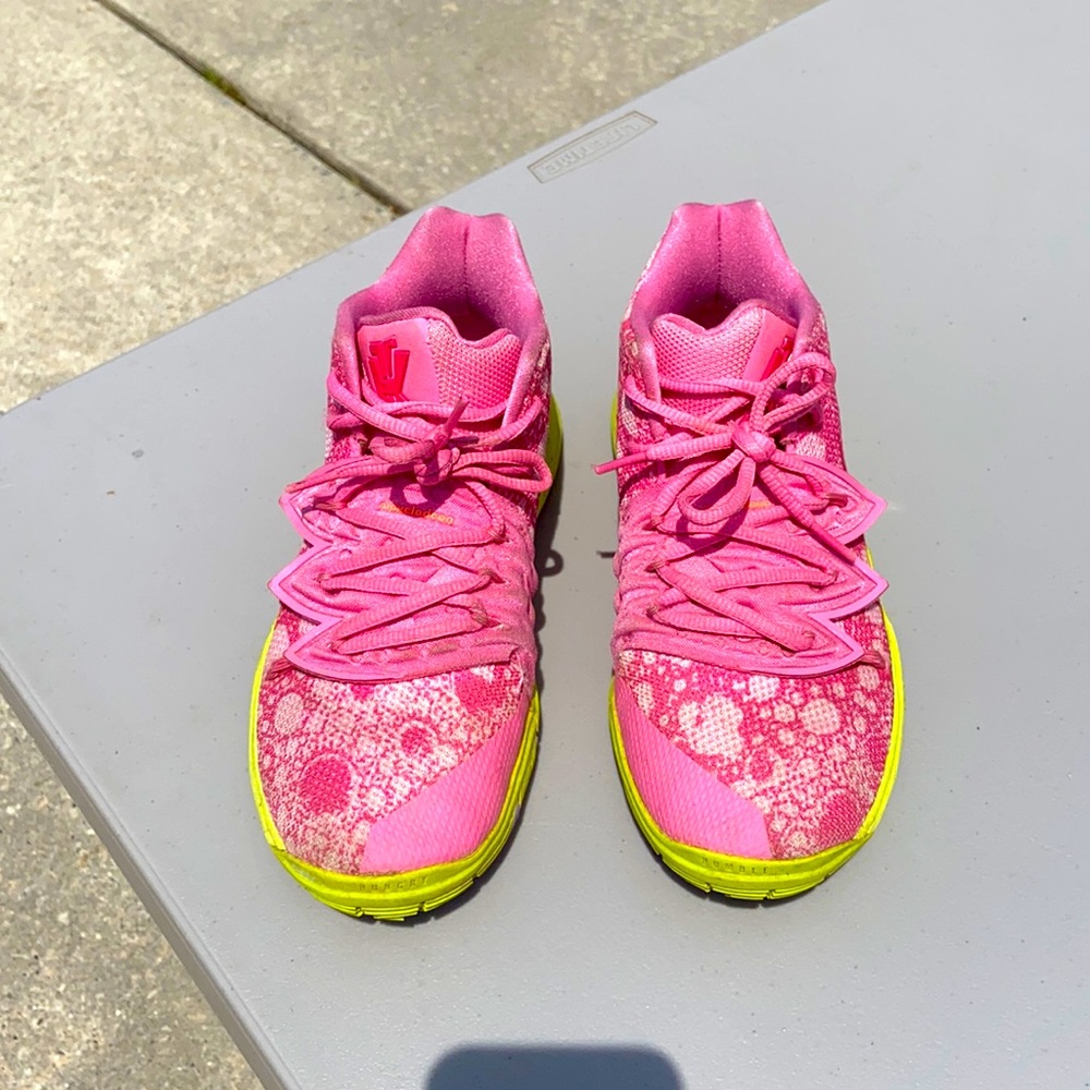 Nike
Kyrie Spongebob Patrick’s basketball🏀